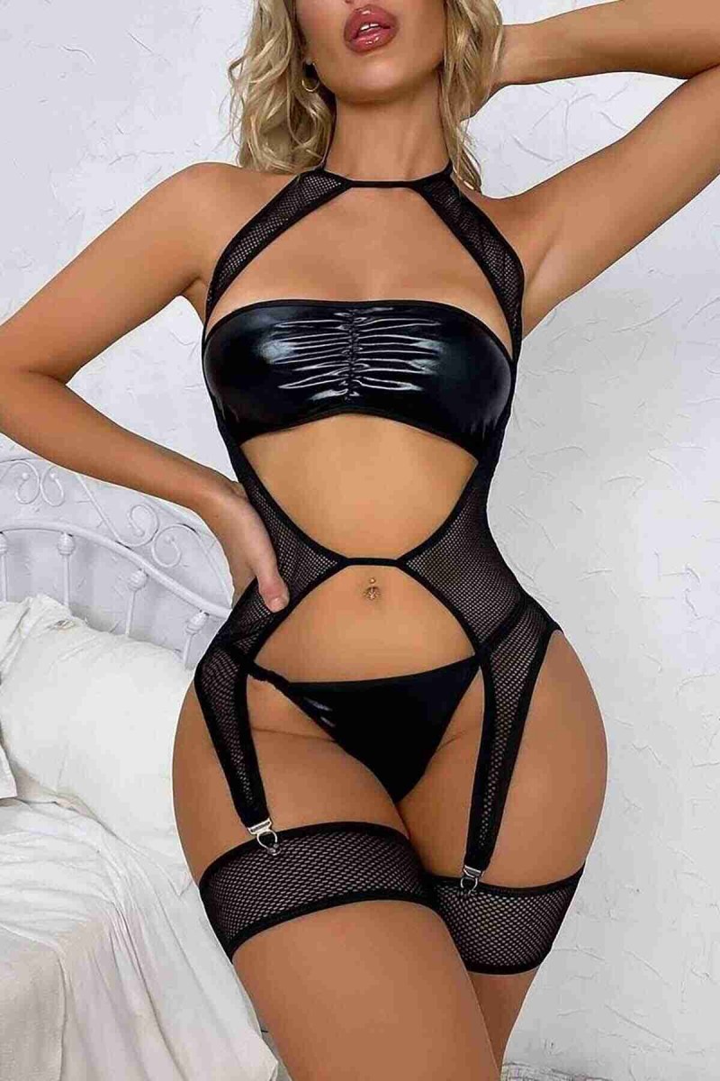 Merry See Sexy δερμάτινο σετ εσωρούχων με σουτιέν string και ζαρτιέρα Μαύρο 1 σετ MS9155